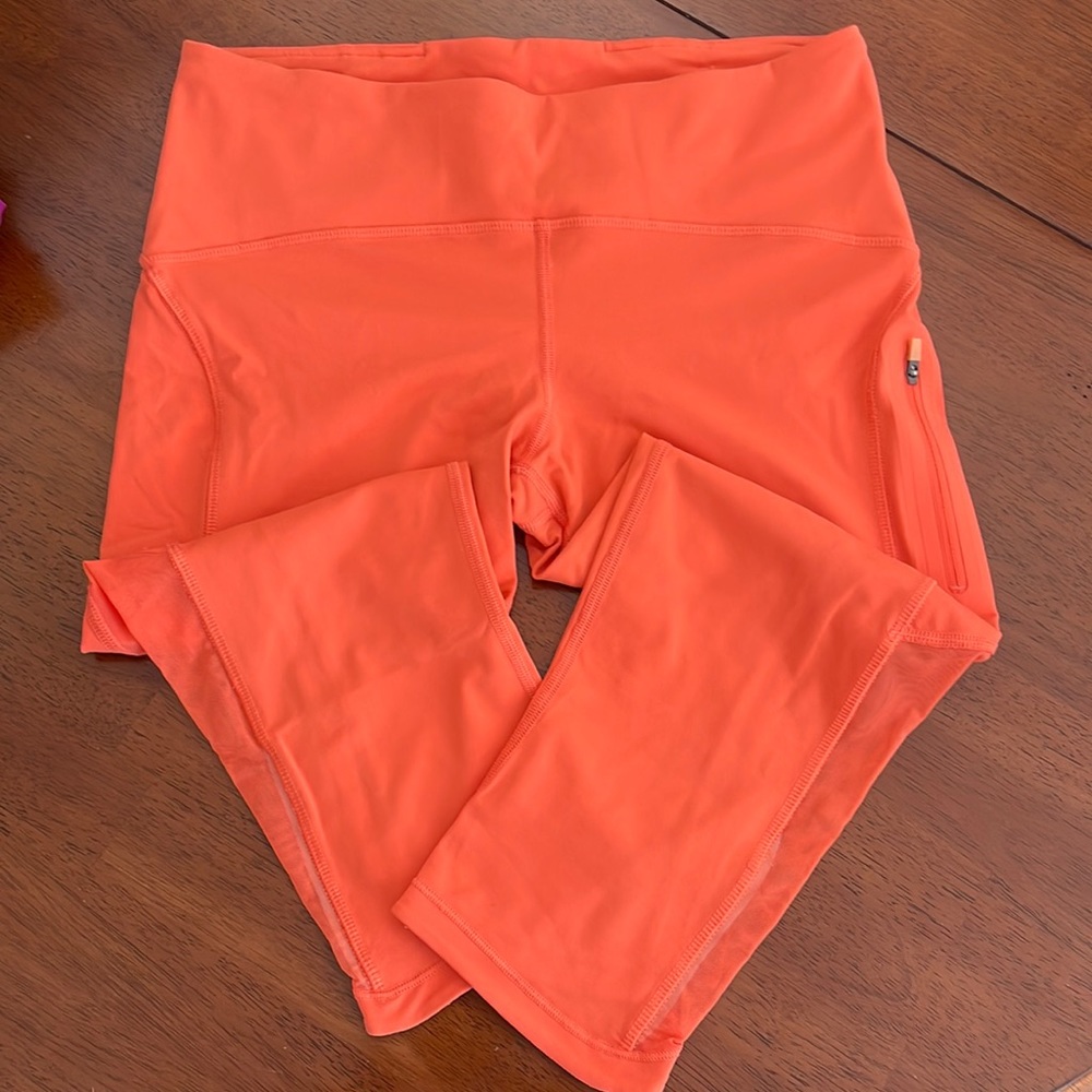 LULULEMON  |  Capri Leggings